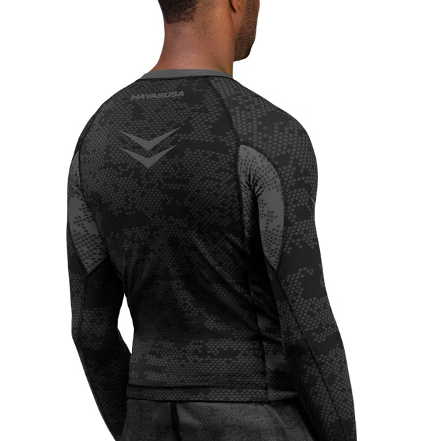 Hayabusa Rash Guard Arrow Ranked, Schwarz