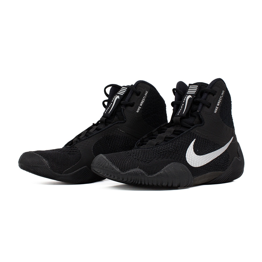 Nike Ringerschuhe Tawa, Schwarz-Silber