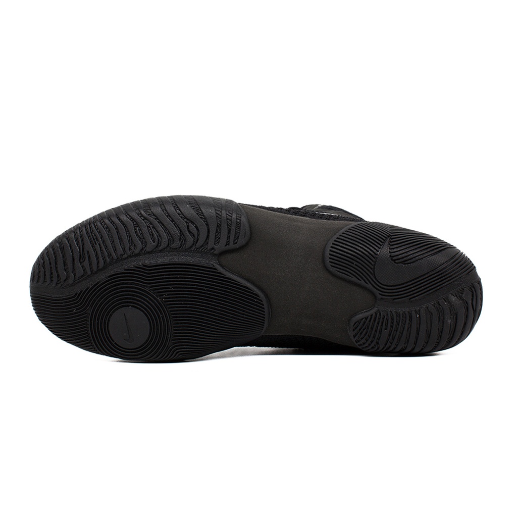 Nike Ringerschuhe Tawa, Schwarz-Silber