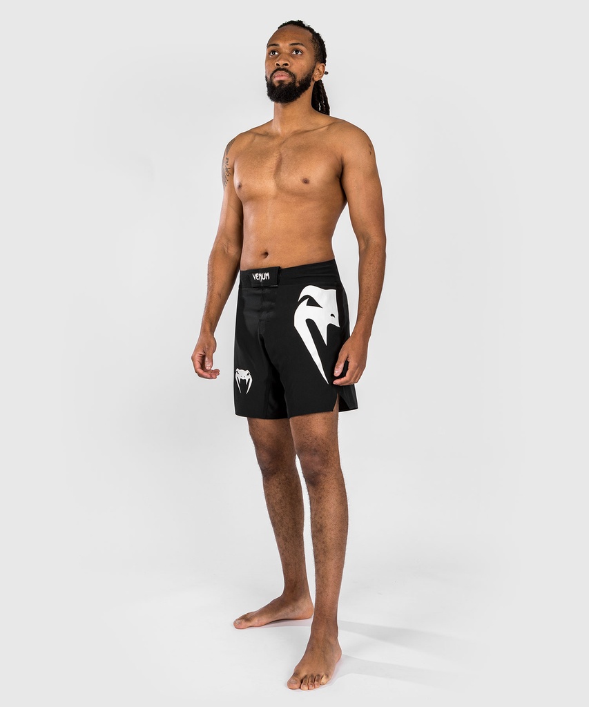 Venum Fight Shorts Light 5.0, Schwarz-Weiß 6