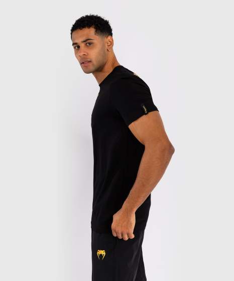 Venum T-Shirt X Topuria Unmatched Edition, Schwarz-Gold 2