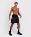 Venum Training Shorts X Topuria Unmatched Edition, Schwarz-Gold 3