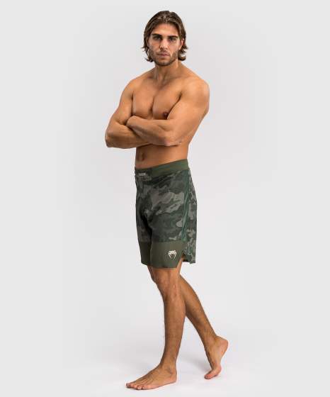 Venum Fight Shorts G-Fit Air, Army-Camo 5