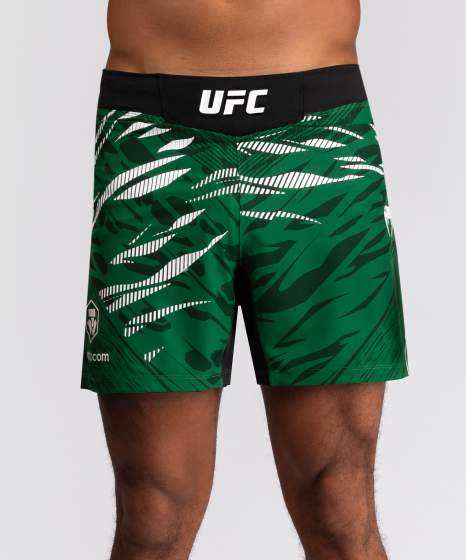 Venum Fight Shorts UFC Fusion Authentic Fight Night Short Fit, Grün 4