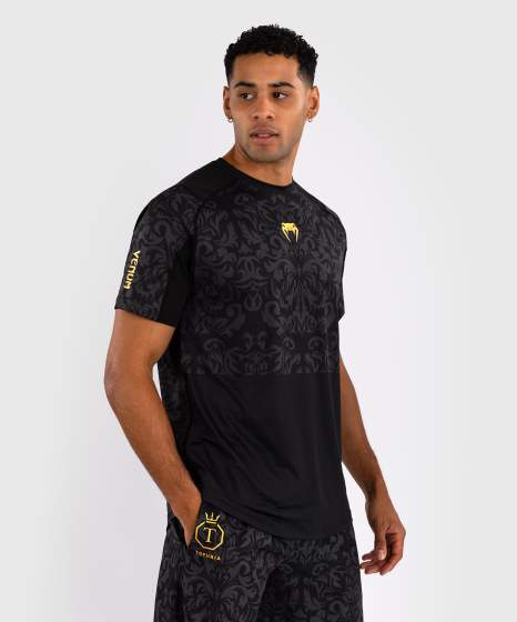 Venum T-Shirt Dry-Tech X Topuria Unmatched Edition, Schwarz-Gold 2