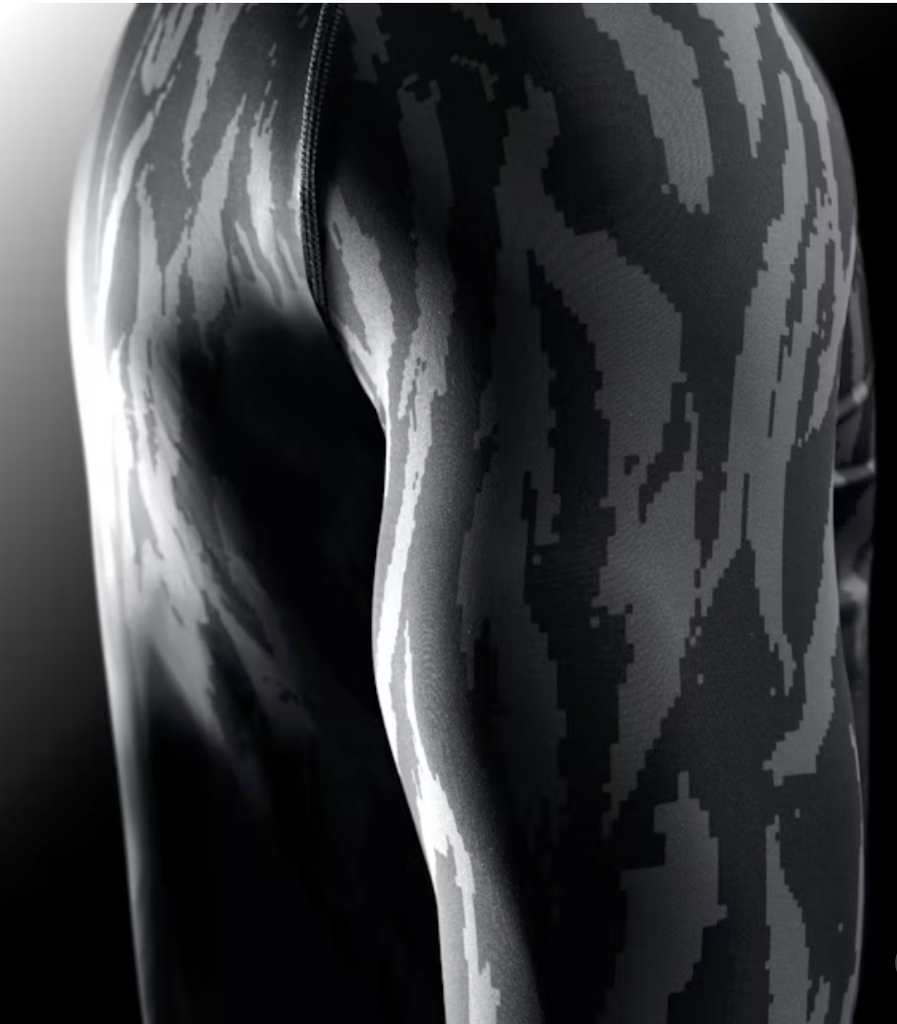 Hayabusa Rash Guard Apex, Schwarz 4