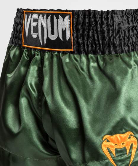 Venum Muay Thai Shorts Classic, Grün-Gold
