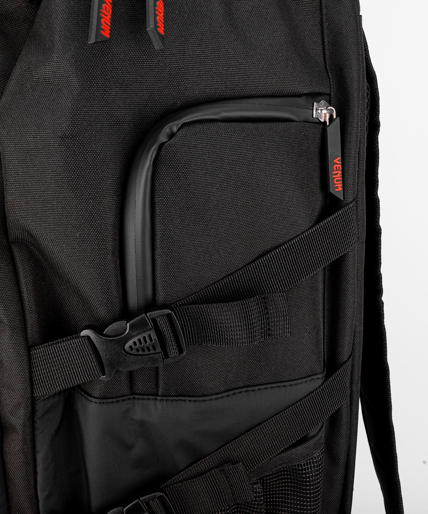 Venum Rucksack Challenger Xtrem Evo, Schwarz-Rot 10
