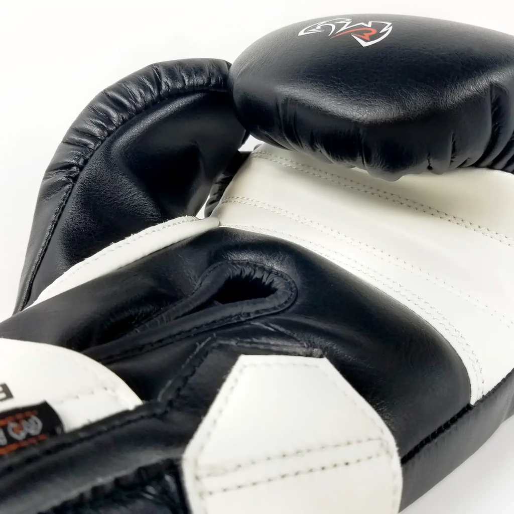 Rival Boxhandschuhe RS2V Super 2.0, Schwarz