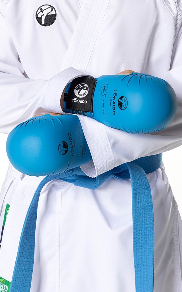 Tokaido Faustschutz Karate Kanji WKF, Blau