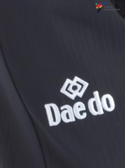 Daedo Taekwondo Poomsae Anzug Dan Herren, Weiß-Schwarz