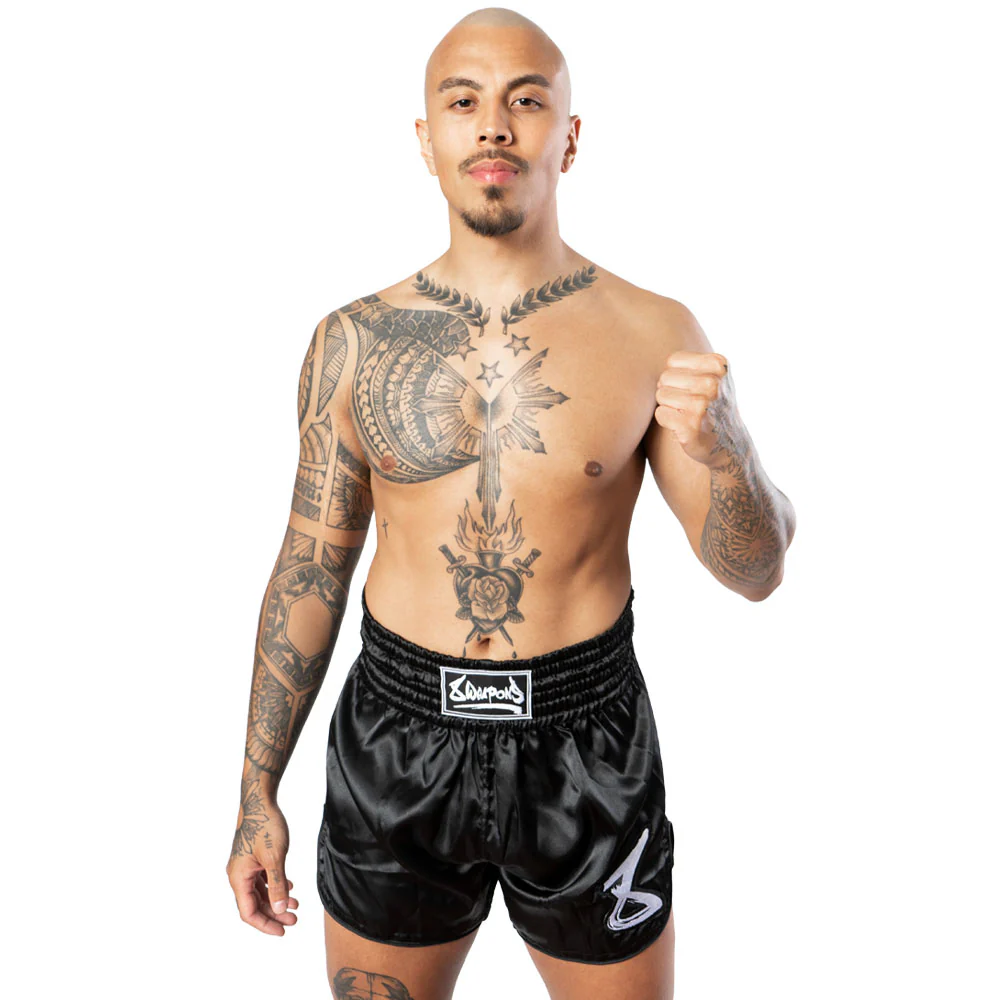 8Weapons Muay Thai Shorts Strike, Schwarz-Weiß