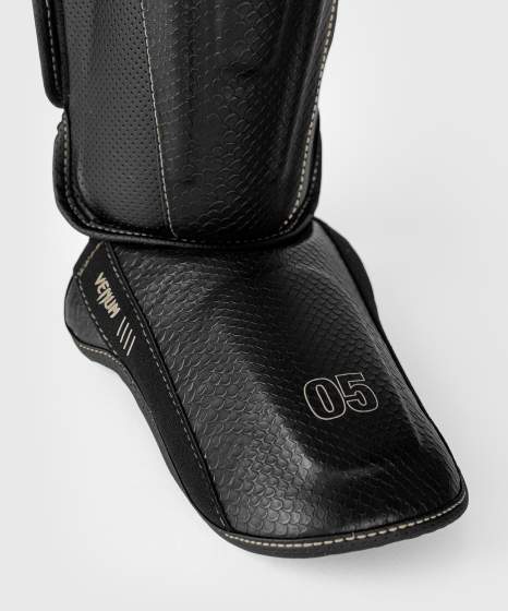 Venum Schienbeinschoner Impact Evo Scales, Schwarz 4