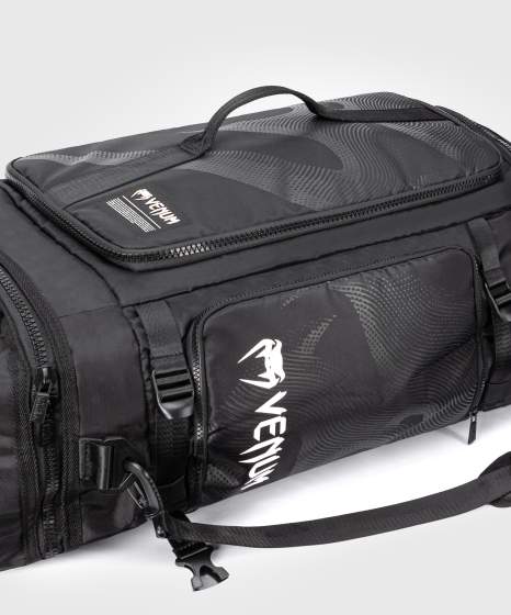 Venum Sporttasche-Rucksack Shockwave Convertible groß (48L), Schwarz 6