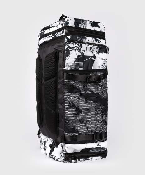 Venum Sporttasche-Rucksack UFC Zenith Authentic Fight Week, Schwarz-Weiß 2
