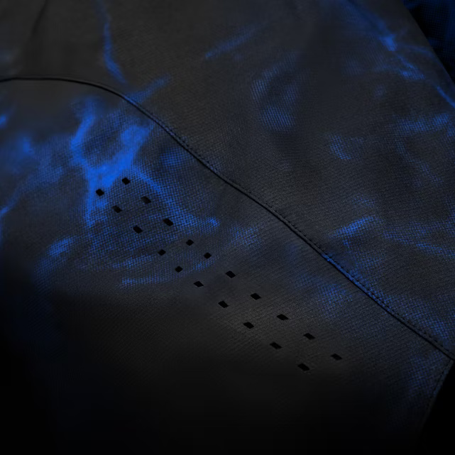 Hayabusa UFC Fight Shorts, Schwarz-Blau