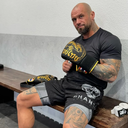 Phantom Boxhandschuhe Muay Thai LE, Schwarz-Gold