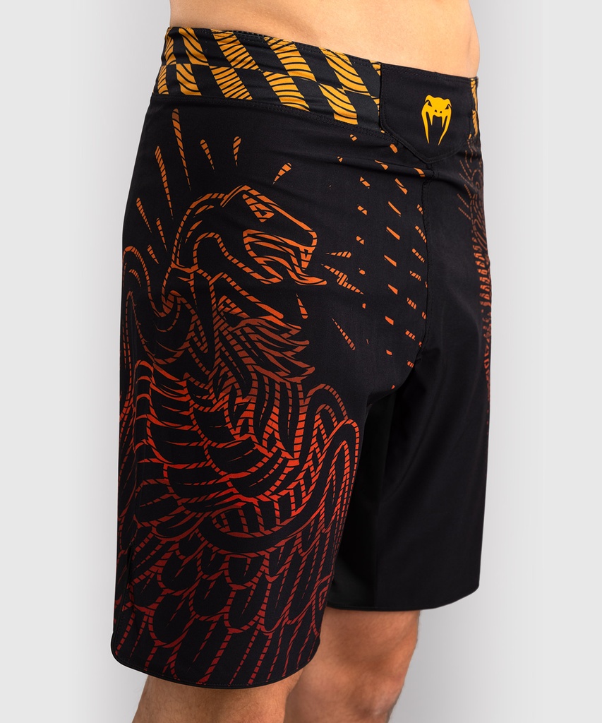 Venum Fight Shorts Quetzal Fury, Schwarz-Rot 4