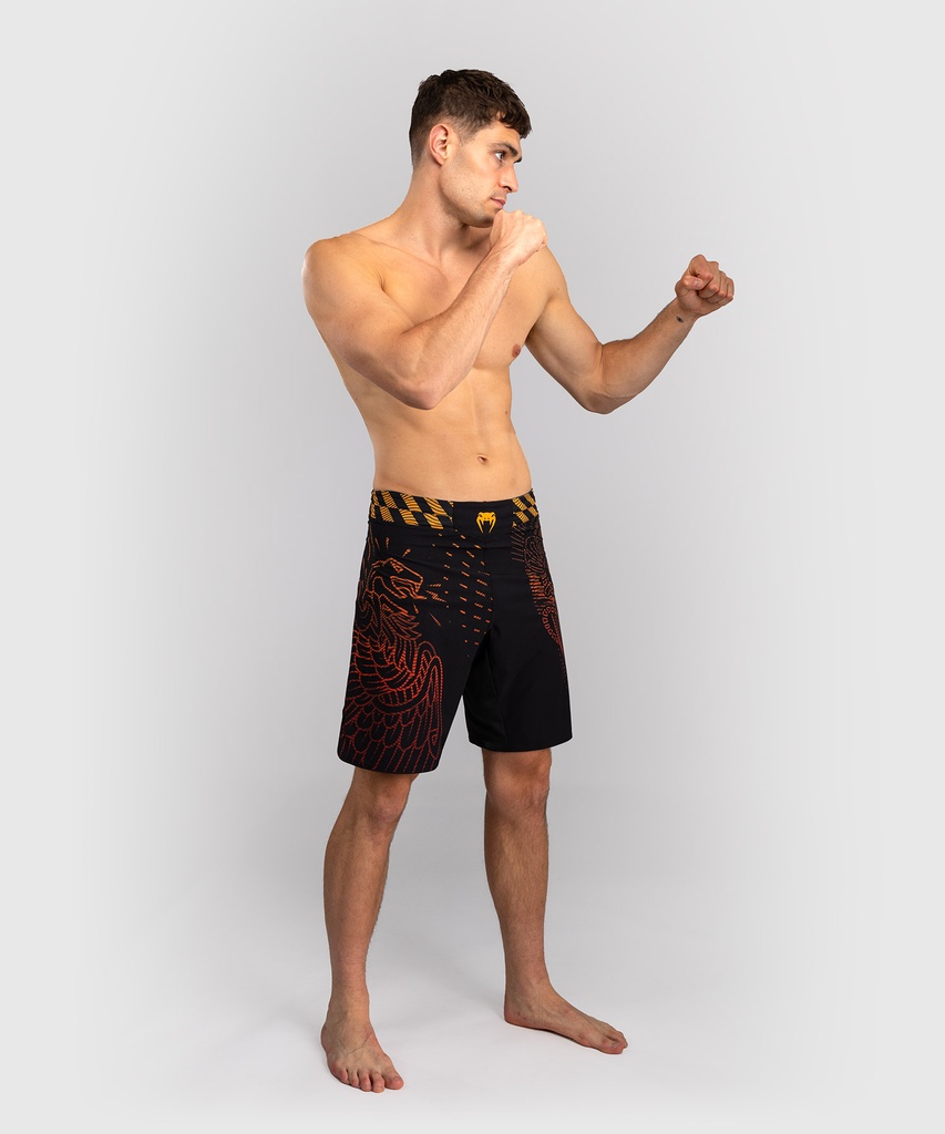 Venum Fight Shorts Quetzal Fury, Schwarz-Rot 3
