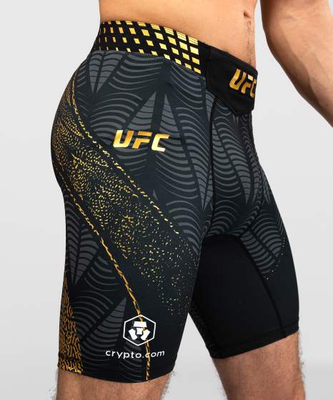 Venum Compression Shorts UFC Zenith Authentic Fight Night Champion, Schwarz-Gold 6