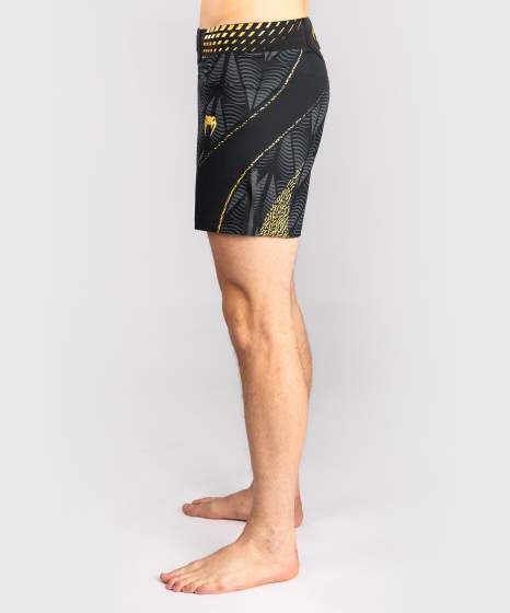 Venum Fight Shorts UFC Zenith Authentic Fight Night Champion Short Fit, Schwarz-Gold 4