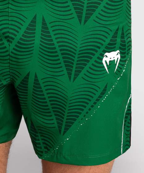 Venum Fight Shorts UFC Zenith Authentic Fight Night Short Fit, Grün 8