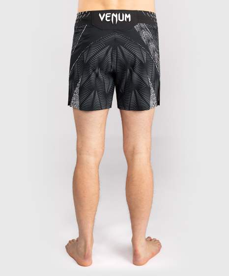 Venum Fight Shorts UFC Zenith Authentic Fight Night Short Fit, Schwarz 4