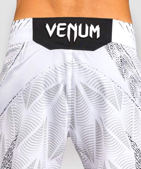 Venum Fight Shorts UFC Zenith Authentic Fight Night Short Fit, Weiß 9