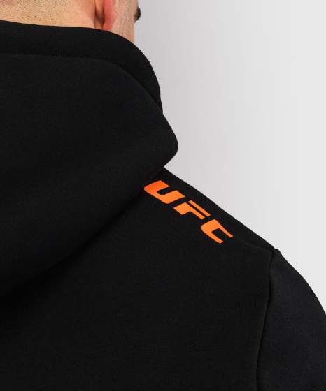 Venum Hoodie UFC Zenith Authentic Fight Week, Schwarz-Orange 7