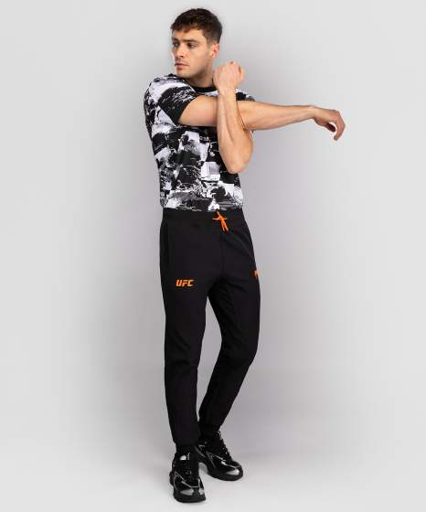 Venum Jogginghose UFC Zenith Authentic Fight Week, Schwarz-Orange 7