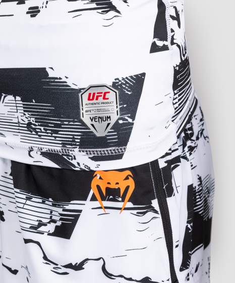 Venum Rash Guard UFC Zenith Authentic Fight Week Performance, Schwarz-Weiß 6