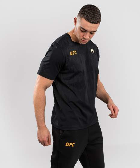Venum T-Shirt UFC Zenith Replica Champion, Schwarz-Gold 2