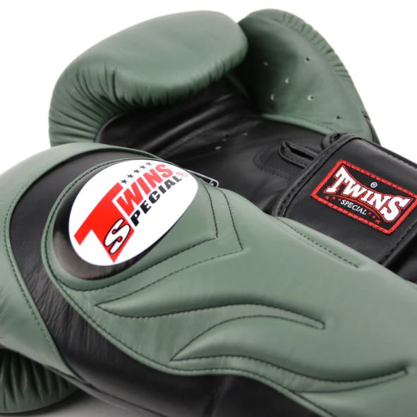 Twins Boxhandschuhe BGVL-6, Olivgrün-Schwarz