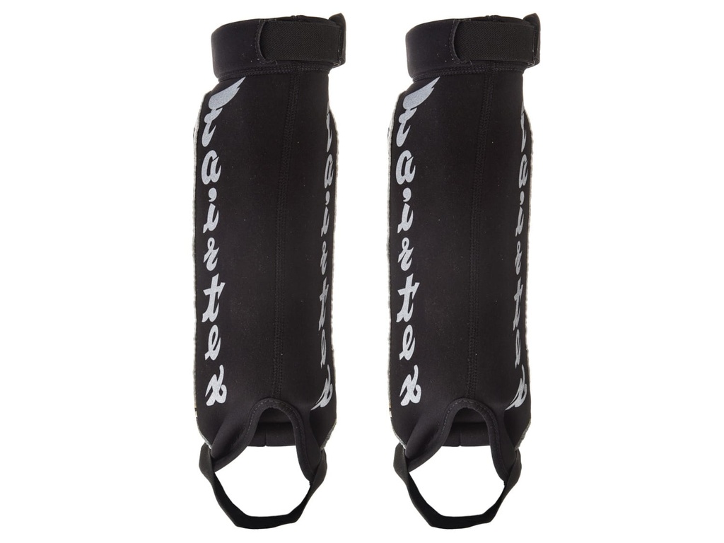 Fairtex Schienbeinschoner MMA SP6, Weiß 2