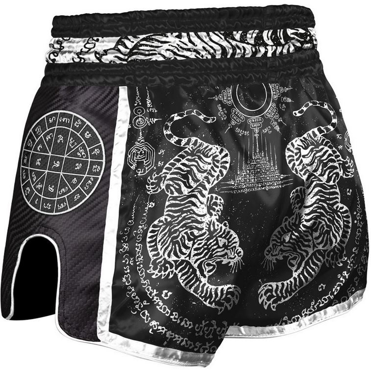 8Weapons Muay Thai Shorts Carbon Sak Yant Tigers, Schwarz 2