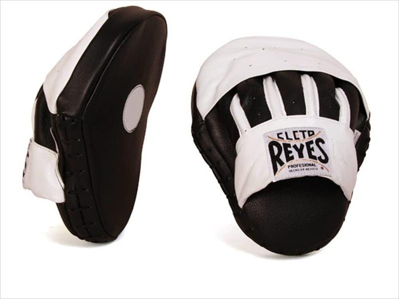 Cleto Reyes Boxpratzen, Schwarz-Weiß 2
