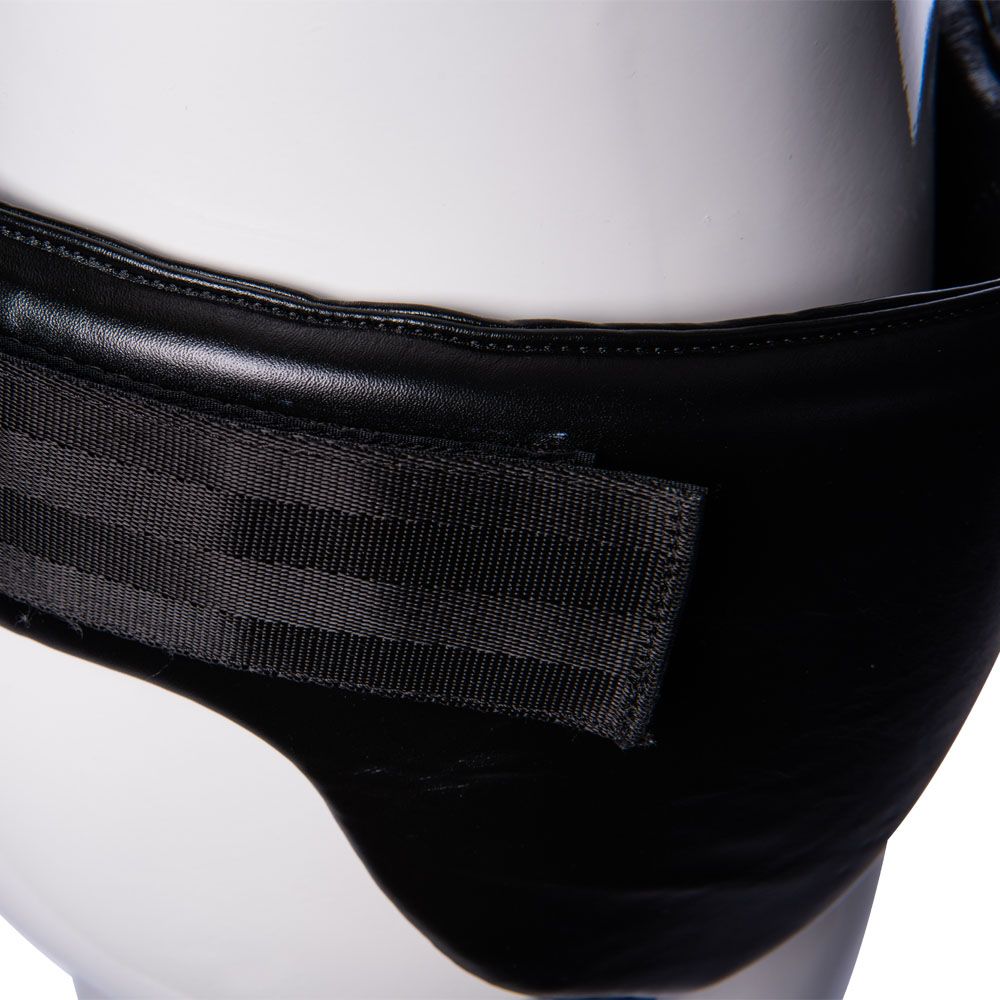 Cleto Reyes Tiefschutz, Schwarz 3