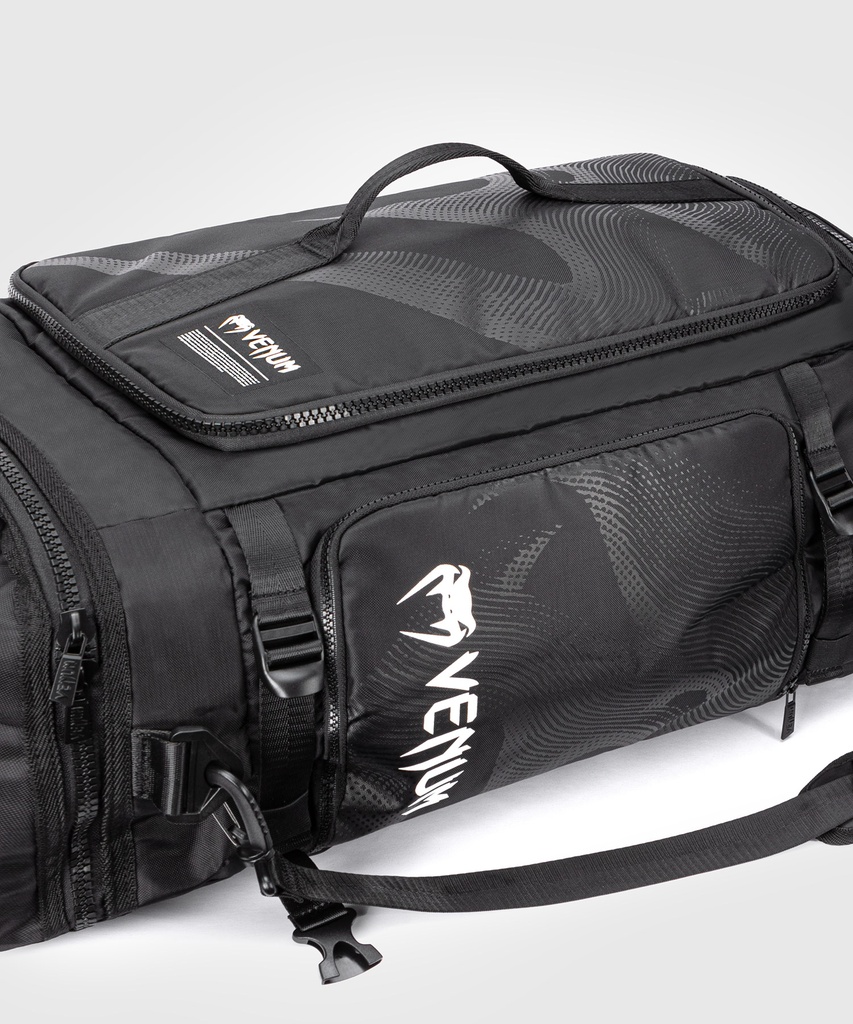 Venum Sporttasche-Rucksack Shockwave Convertible gross (60L), Schwarz 6