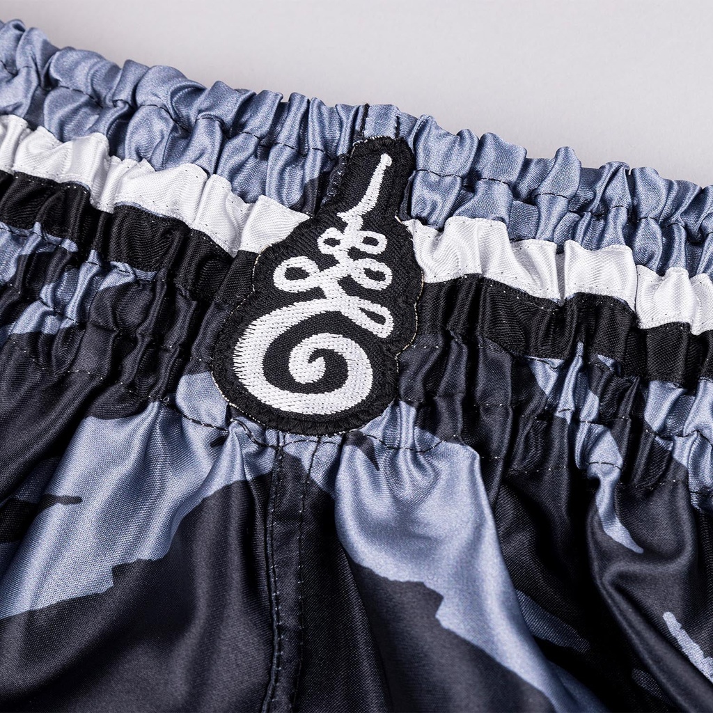 8Weapons Muay Thai Shorts 8 Ways Yant, Schwarz 4