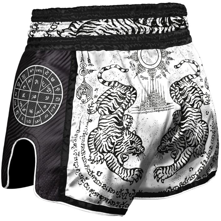 8Weapons Muay Thai Shorts Carbon Sak Yant Tigers, Weiß 2