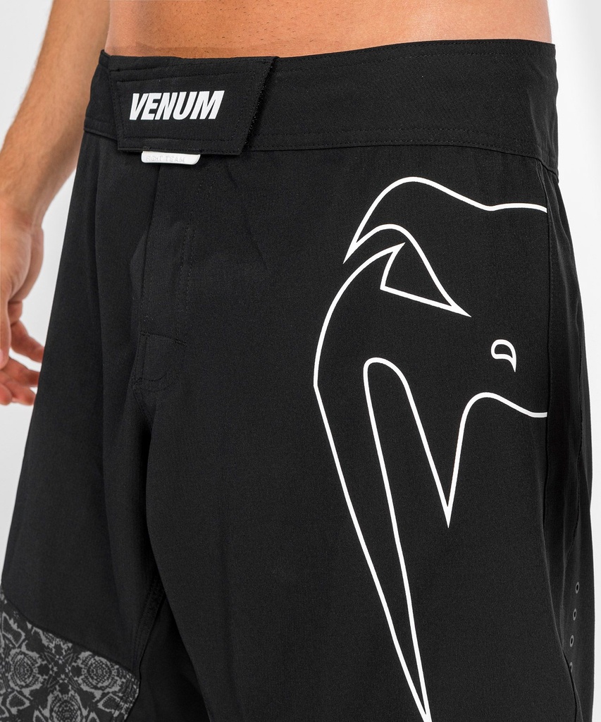 Venum Fight Shorts Light 4.0 7