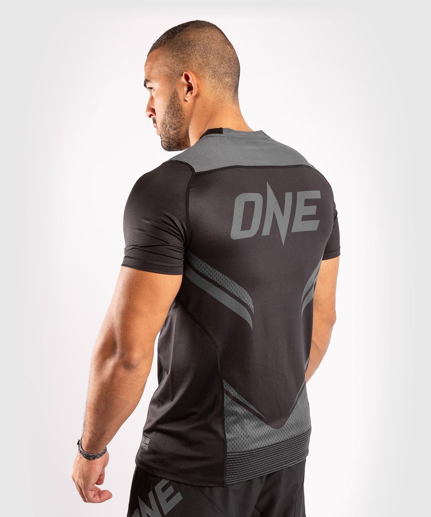 Venum ONE FC Dry-Tech T-Shirt 4