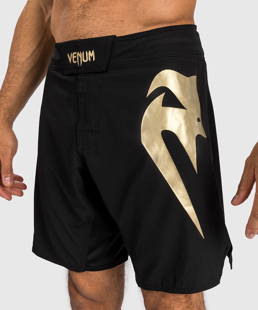 Venum Fight Shorts Light 5.0, Schwarz-Gold 6
