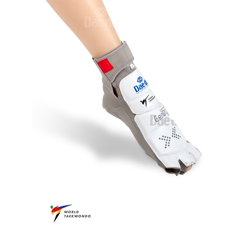 SALE 350 Daedo E-Fußschutz Gen2 Taekwondo WT, Weiß