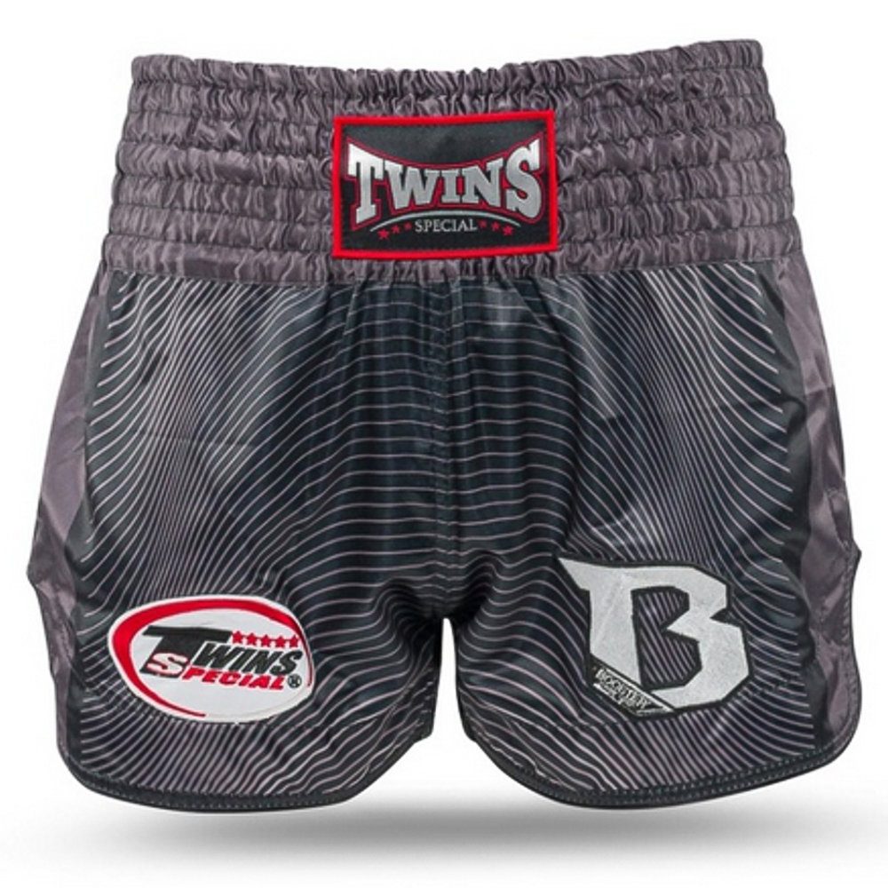 SALE 35 Twins Muay Thai Shorts X Booster No.1, Schwarz
