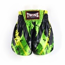 Twins Muay Thai Shorts Candy, Black-Grün