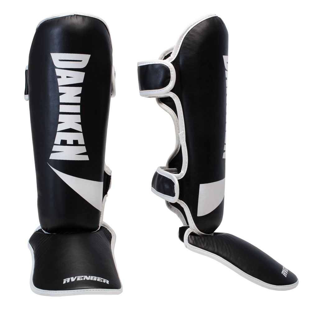 Daniken Shin Guards Avenger, Black