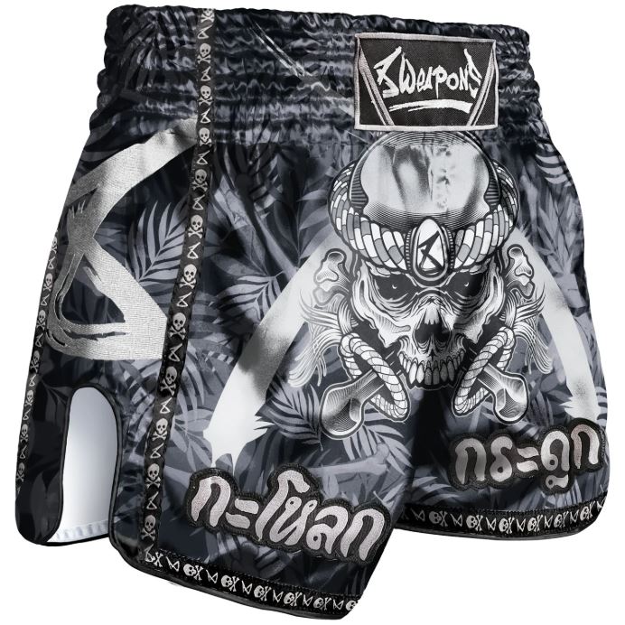 8Weapons Muay Thai Shorts Bone Island, Schwarz