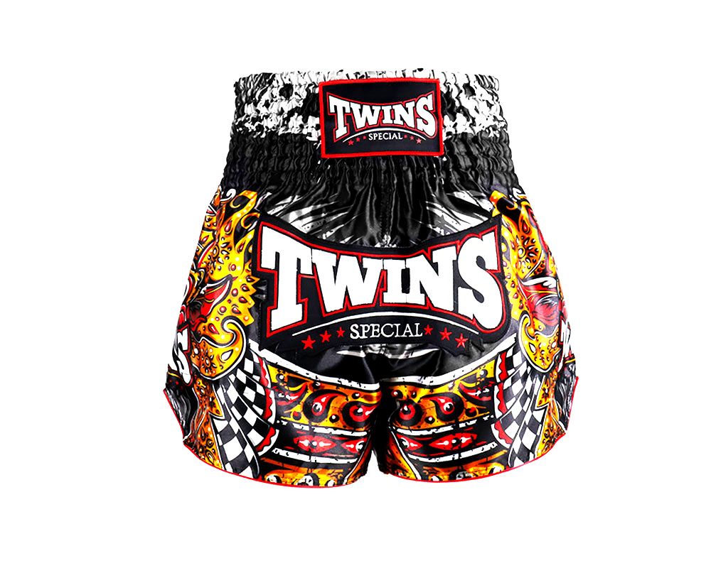 Twins Muay Thai Shorts Barong, Black-Yellow