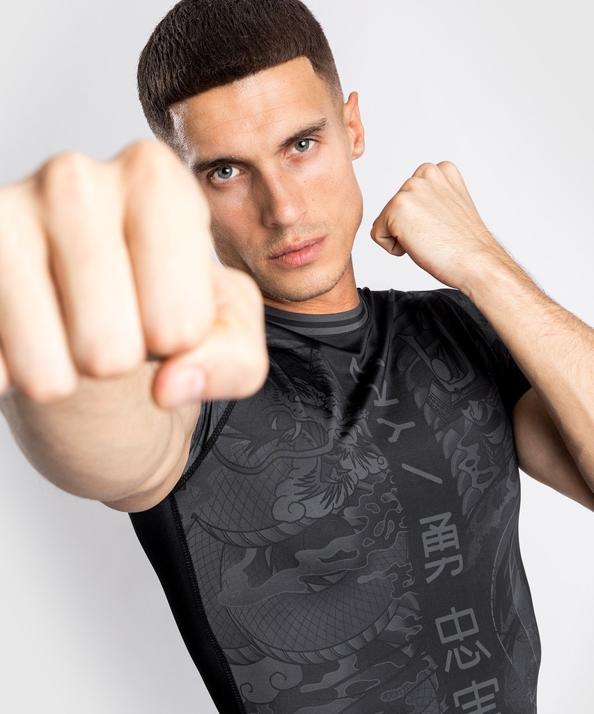 Venum YKZ21 Rash Guard, kurzarm